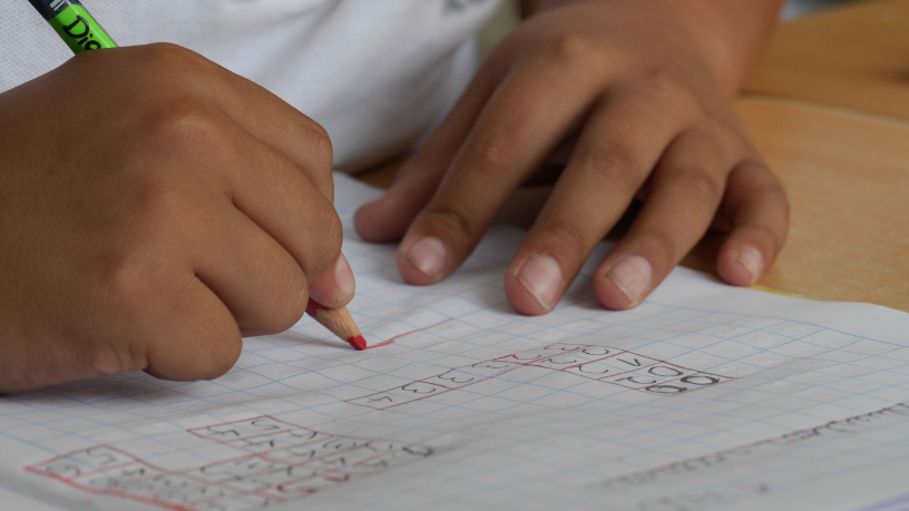 Personalizar o aprendizado transforma a educação, afirma o Instituto Econacional.

