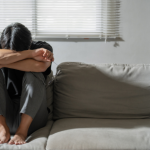 Bruno Garcia Redondo apresenta técnicas de respiração simples e eficazes para controlar a ansiedade ao falar em público.