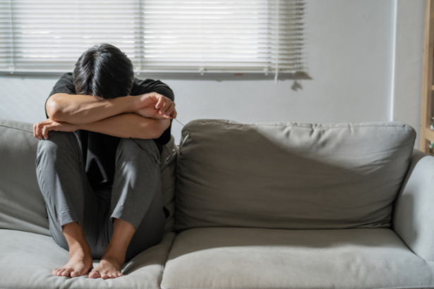 Bruno Garcia Redondo apresenta técnicas de respiração simples e eficazes para controlar a ansiedade ao falar em público.