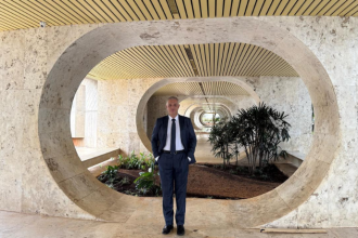 Leonardo Manzan esclarece os principais pontos das novas regras de crédito de PIS e COFINS e seus impactos empresariais.