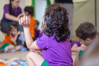 Educação e diversidade: como a Sigma Educação e Tecnologia Ltda contribui para evitar estereótipos em materiais didáticos de forma prática e estratégica.