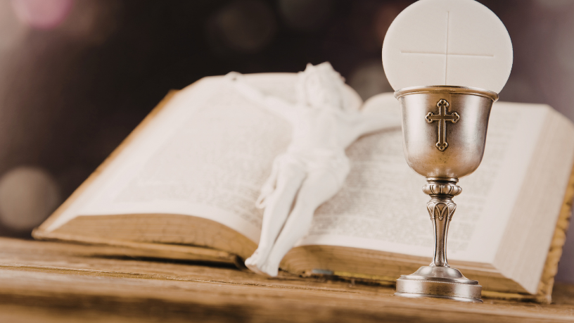 A sacralidade do espaço litúrgico expressa a presença do mistério e orienta a vivência da fé, como ensina Jose Eduardo De Oliveira e Silva.